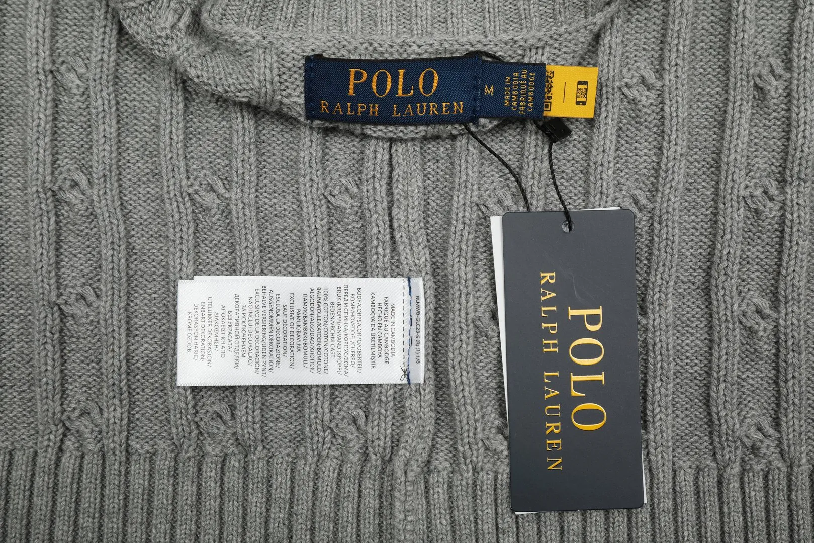 🅿️160 "Top quality" Style number: DS002# (not off the shelves all year round) [Ralph Lauren round neck solid color pony embroidered logo knitted short sleeves] ✅Ralph Lauren classic basic versatile knitted short sleeves for all seasons ✅Main supplier platform live broadcast Wholesale entities Replenish when out of stock Not off the shelves ✅ZP quality 1:1 version Scan the code to enter the GF website Counter quality ✅Detailed quality is the only one in Guangzhou Imported quality cotton yarn, focusing on high-end, cost-effective, good quality needless to say ✅The version is restored to the original order, the maximum size can be worn up to 160 pounds, loose, comfortable and stress-free ✅The upper body is simple and easy to match, a must-have for goddess ootd, good-looking clothes are never picky, a must-have in the goddess’ wardrobe Size: S-XL Color: Black White Gray Light Blue Light Pink Colorful Blue Khaki Bright Yellow Fruit Green Milk Apricot Wood Green Taro Purple Chinese Red Anchor Red Navy Red Label Navy Blue White Label
